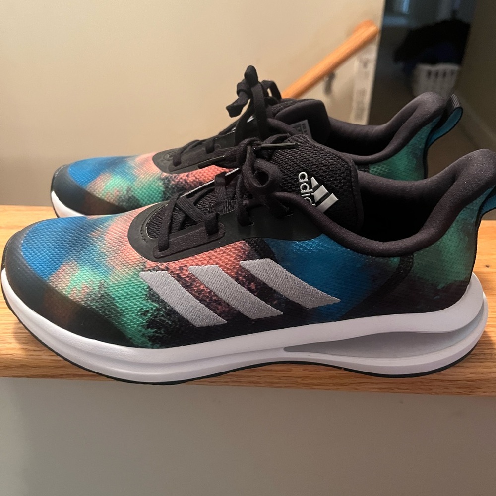Adidas tie dye sneakers, only worn once, youth size 6